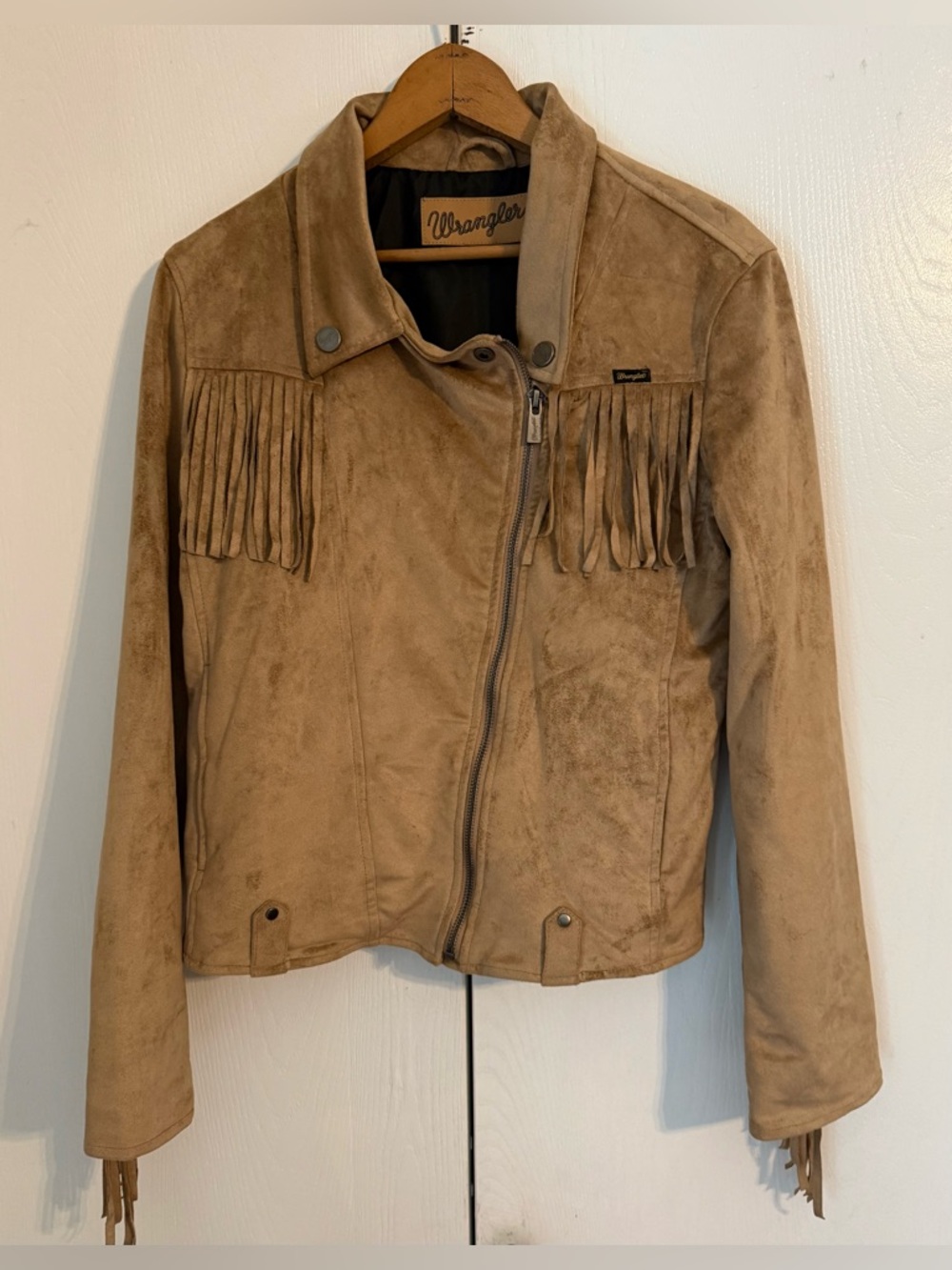 Wrangler Women’s Fringe Suede-Look Moto Rodeo Cowgirl Jacket Size Medium NWT